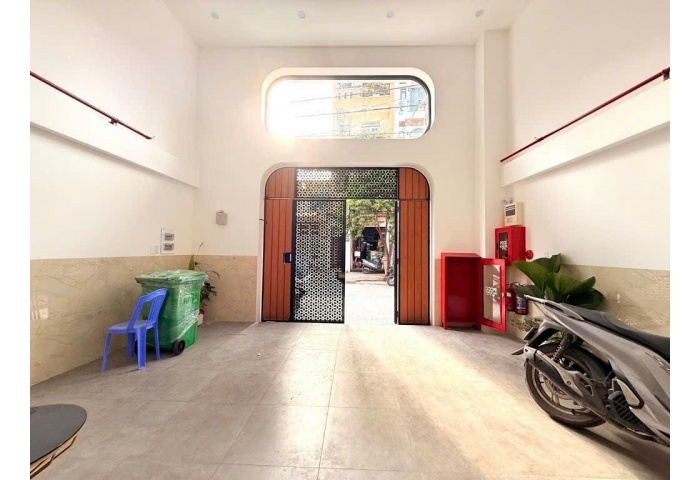 CHDV 100M2, NGUYỄN TƯ GIẢN – 16 PHÒNG, THÁNG MÁY VÌ VU, HẺM 6M, DOANH THU 1.2 TỶ/NĂM