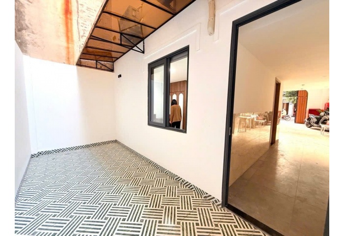 CHDV 100M2, NGUYỄN TƯ GIẢN – 16 PHÒNG, THÁNG MÁY VÌ VU, HẺM 6M, DOANH THU 1.2 TỶ/NĂM